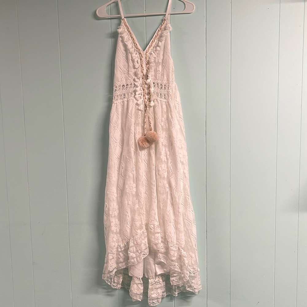 NWOT lace like dress